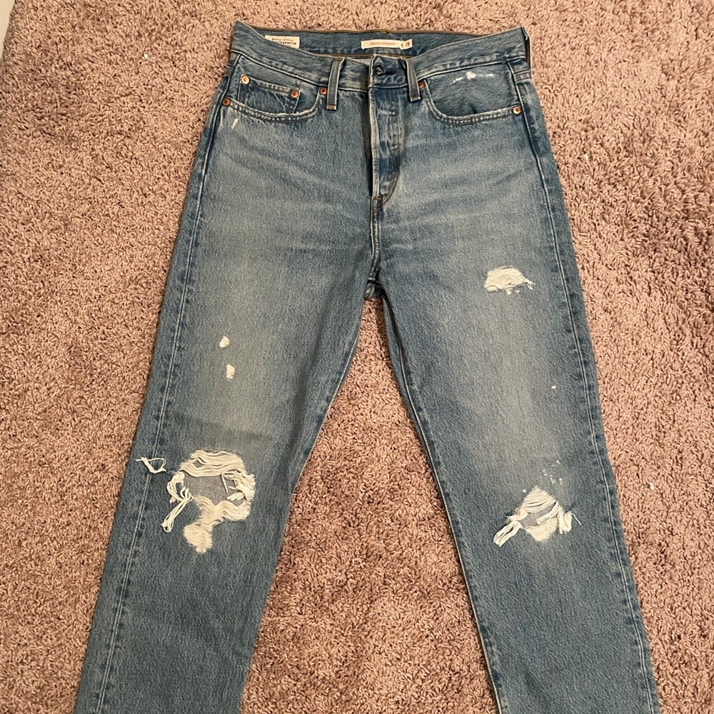Levi’s High Rise Straight - Picture 2 of 5
